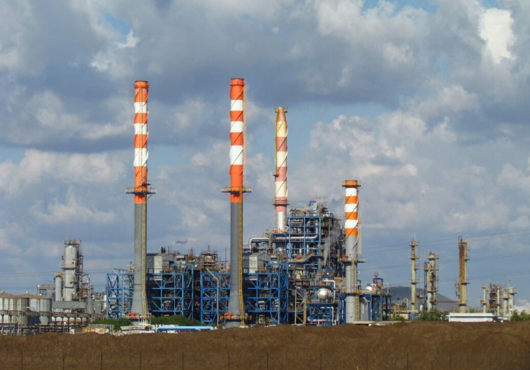  מפעל כרמל אולפינים, בז&quot;ן. צילום:אילן מלסטר, המשרד להגנת הסביבה