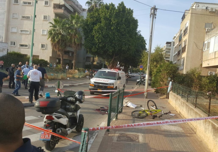 זירת הרצח בפתח תקווה. צילום: אלון חכמון