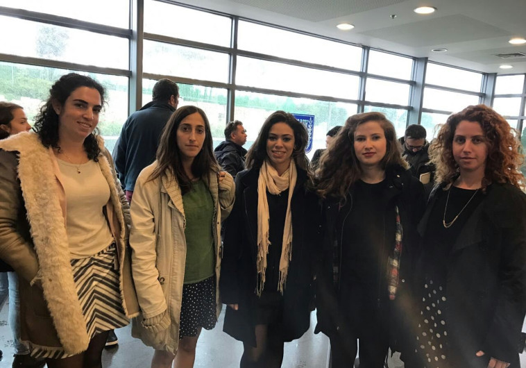 היועצות המסורבות כניסה