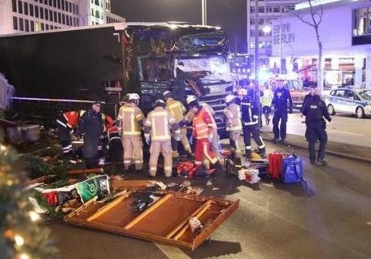 המשאית בה השתמש אניס עמרי בפיגוע. צילום: טוויטר