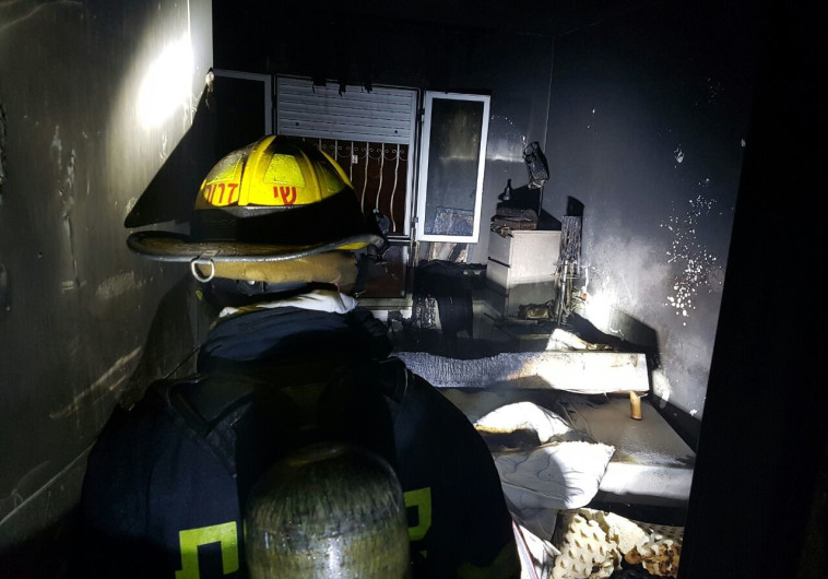 זירת השריפה בירושלים. צילום: אריק אבולוף, כבאות והצלה ירושלים