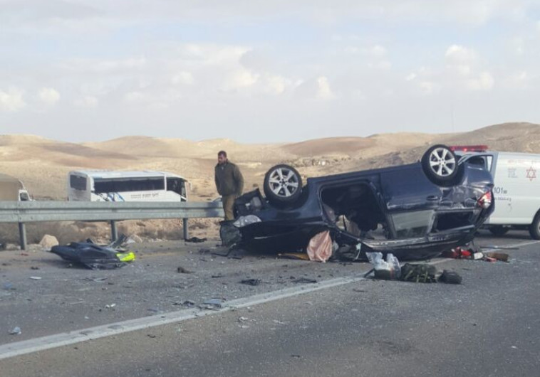 זירת התאונה הקטלנית. צילום:דוברות כבאות והצלה מרחב נגב