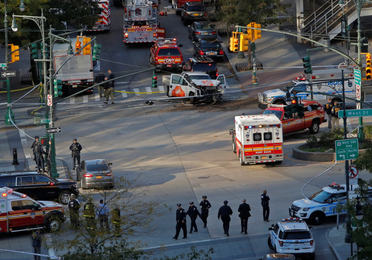 &quot;רצה לגרום נזק המוני&quot;. זירת הפיגוע. צילום: רויטרס
