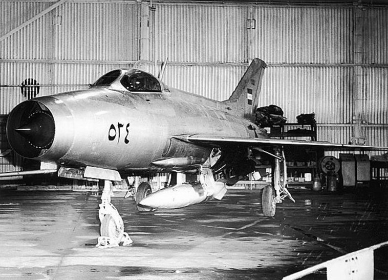 מטוס המיג-21 שבעזרתו מוניר רדפא ערק לישראל, צילום: ראובן קסטרו