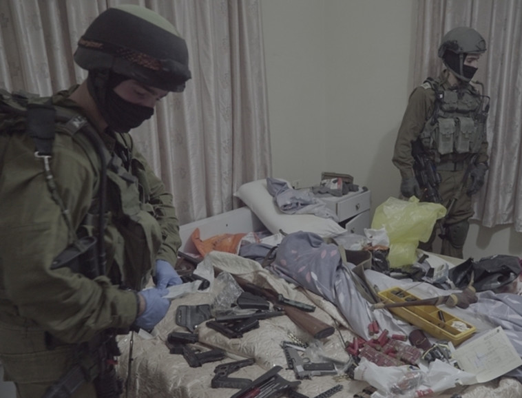 פשיטת חיילי צה"ל, היום. צילום: דובר צה"ל