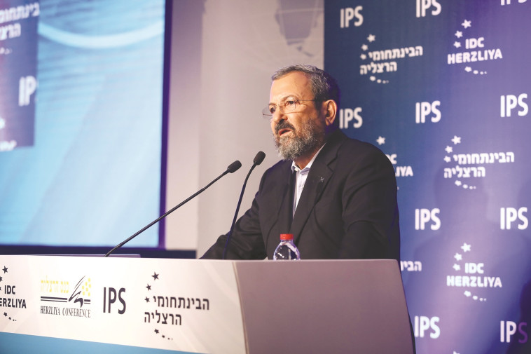 גורם אינטרסנטי?. אהוד ברק. צילום: אבשלום ששוני