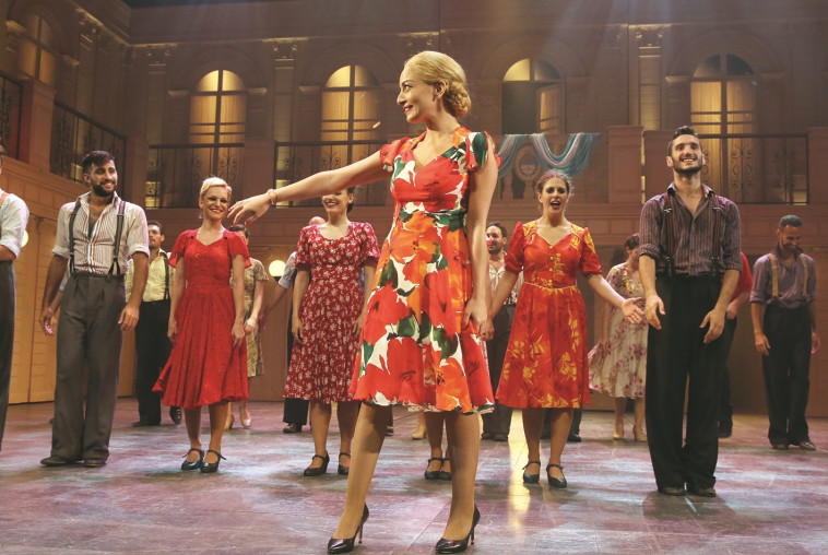 מאיה בוסקילה במחזמר &quot;אוויטה&quot;. צילום: איציק בירן, יח&quot;צ