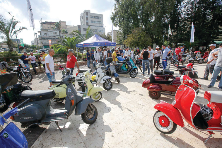 &quot;אנחנו רוצים להראות שיש תרבות וספות בארץ&quot;. כינוס מועדון הווספה בשנה שעברה. צילום: רונן טופלברג ועופר אבניר