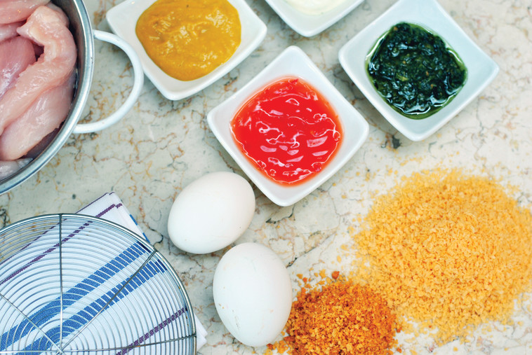 ארבעה מטבלים טעמים שהולכים עם עוף. צילום: פסקל פרץ רובין