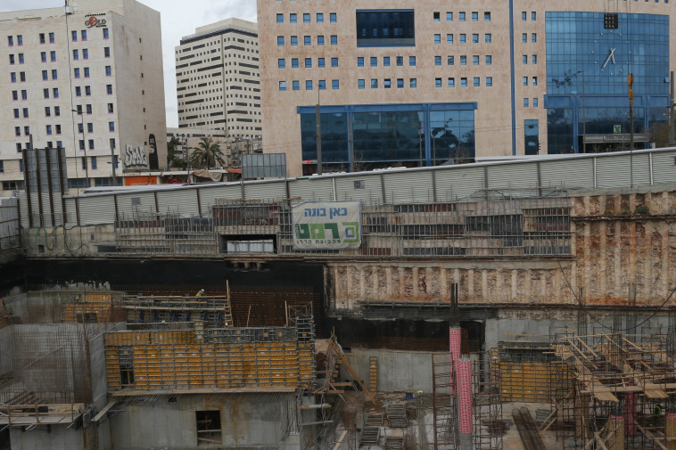 בנייתה של תחנת רכבת 'האומה' בירושלים. צילום: פלאש 90