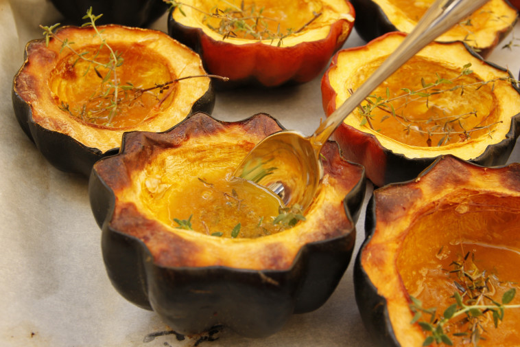 דלעת ערמונים בתימין ודבש. צילום: בבי סלודקי