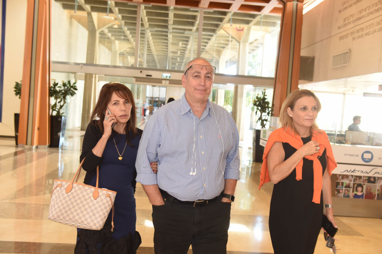 חמי פרס בבית החולים. צילום: אבשלום ששוני