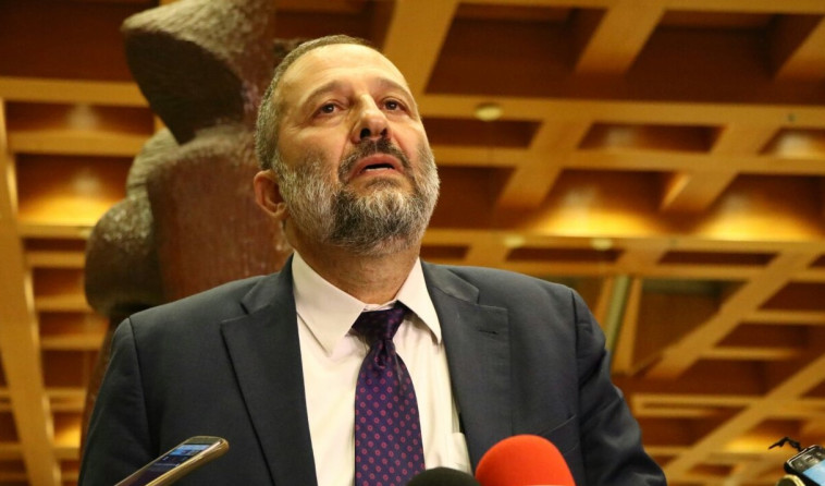 דרעי בבית החולים: צילום: אבשלום ששוני