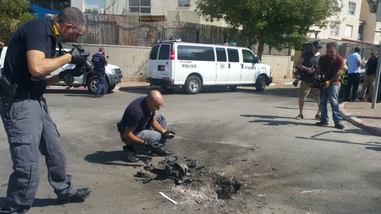 זירת הנפילה, היום. צילום: דוברות המשטרה