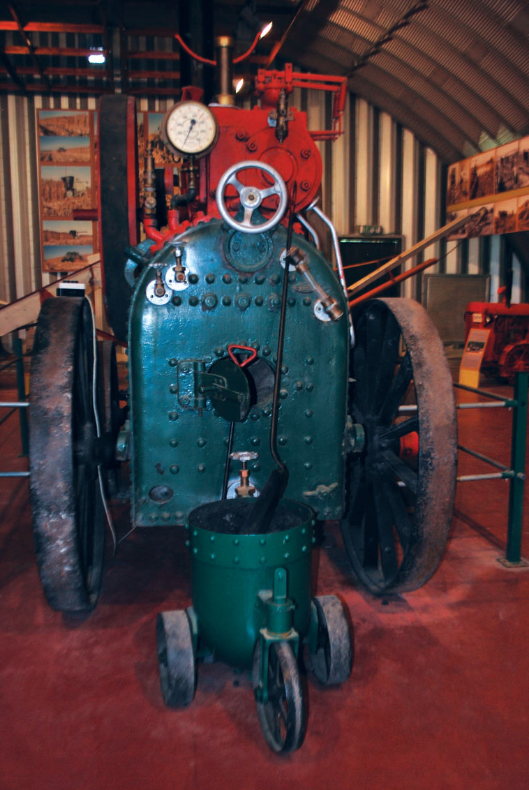 מוזיאון הטרקטור בעין שמר .צילום: מיטל שרעבי