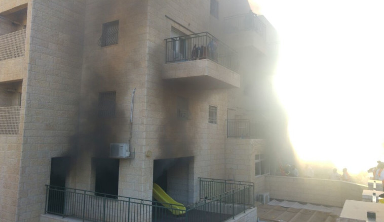 השריפה בביתר עילית. צילום: משה חדשות צ.ב.מ