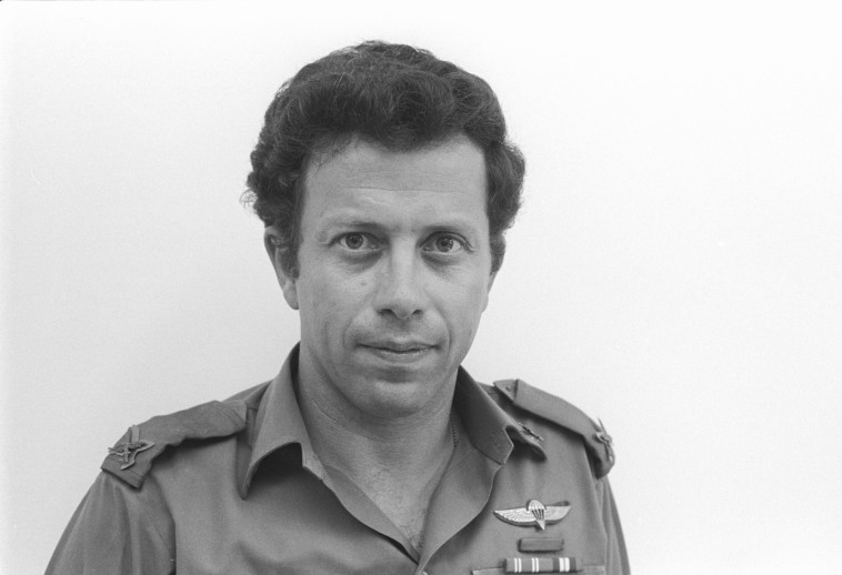 יוסי בן חנן, אותו חילץ יוני נתניהו ז