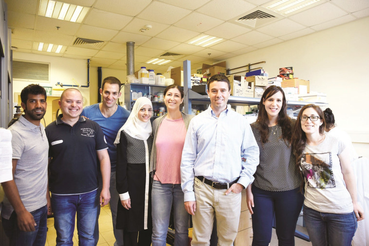 צוות המחקר של פרופסור אבי שרודר. צילום: ארן דולב