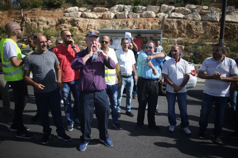 הנהגים בירושלים, הבוקר. צילום: יונתן זינדל, פלאש 90