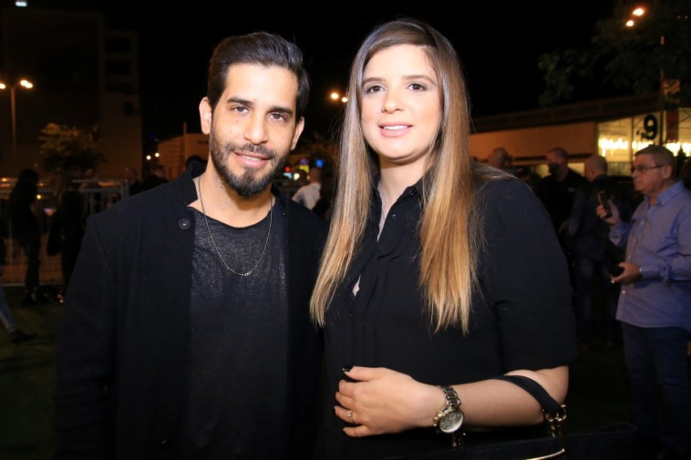 דרך השושנים או דרך השלום? פאר טסי ובת הזוג טל