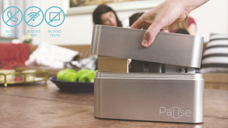 קופסה שחוסמת קליטת טלפונים סלולריים