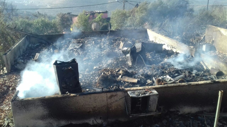 נזק שהשאירה השריפה בחלמיש. צילום: דוברות כב&quot;ה מחוז יו&quot;ש