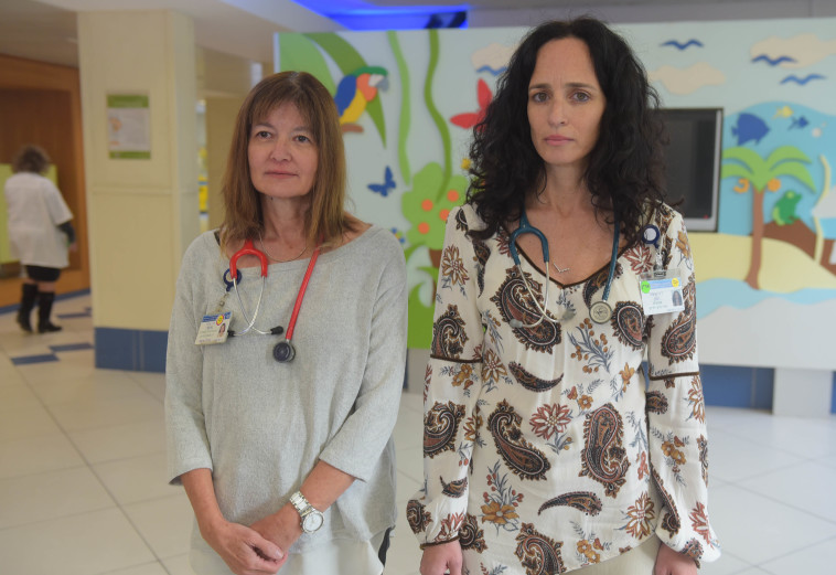 ד&quot;ר איילת רמון וגליה גריסטו מבית החולים &quot;דנה&quot;. צילום: אבשלום ששוני