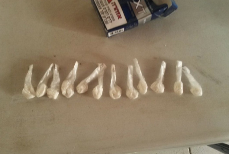 חלק מהסמים שנתפסו. צילום: דוברות המשטרה