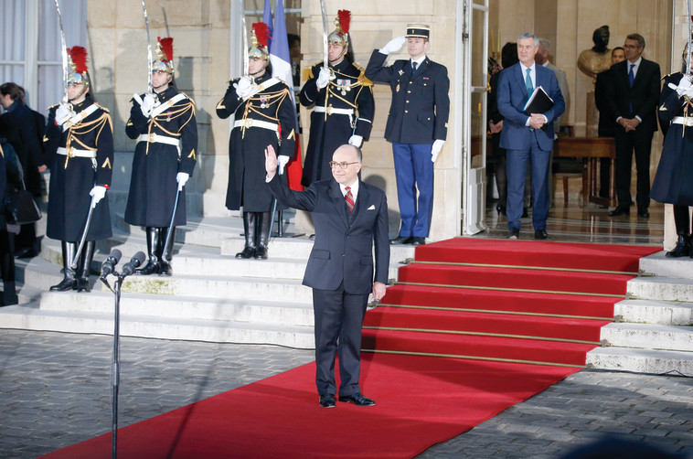 ברנאר קזנב ממונה לתפקיד. צילום: רויטרס