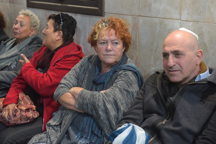 לאה שבת הגיעה להיפרד. צילום: אבשלום ששוני