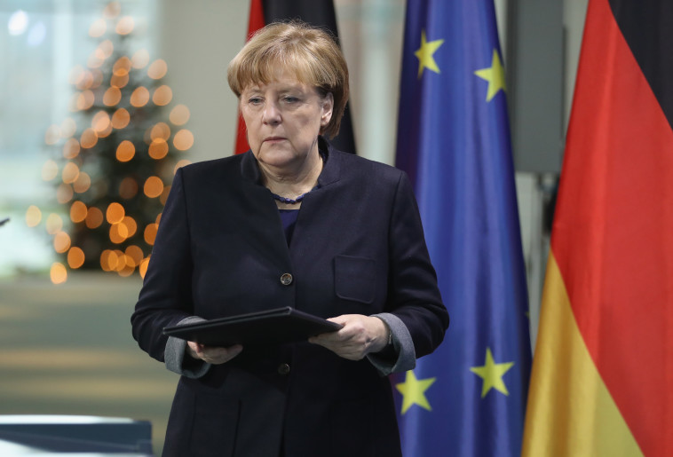 מרקל. &quot;החלטה מצערת מאוד&quot;. צילום: Gettiy Images