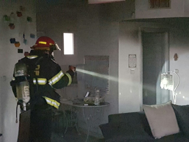 זירת השריפה. צילום: כבאות והצלה ירושלים
