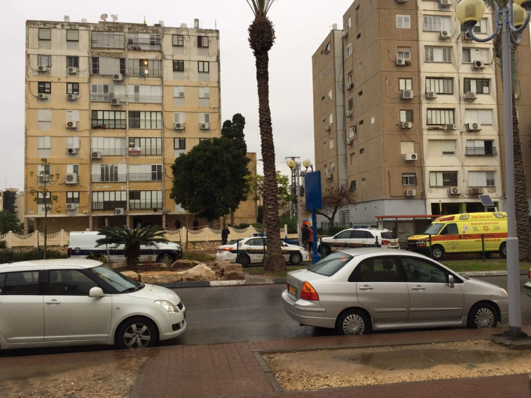 האם קפצה מהקומה השישית. צילום: דוברות מד&quot;א