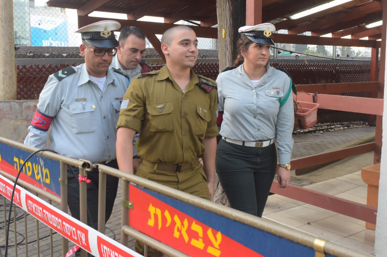 אלאור אזריה ביום הרשעתו. צילום: אבשלום ששוני