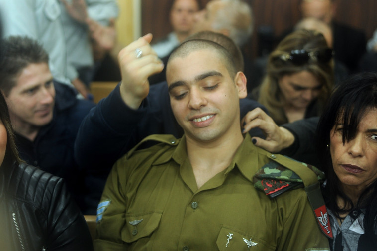 אלאור אזריה בהכרעת הדין. צילום: אבשלום ששוני