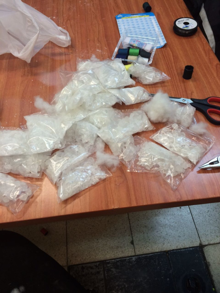 כמות הסמים שנתפסה. צילום: דוברות המשטרה