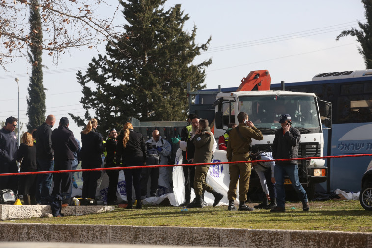 זירת פיגוע הדריסה בארמון הנציב. צילום: מרק ישראל סלם