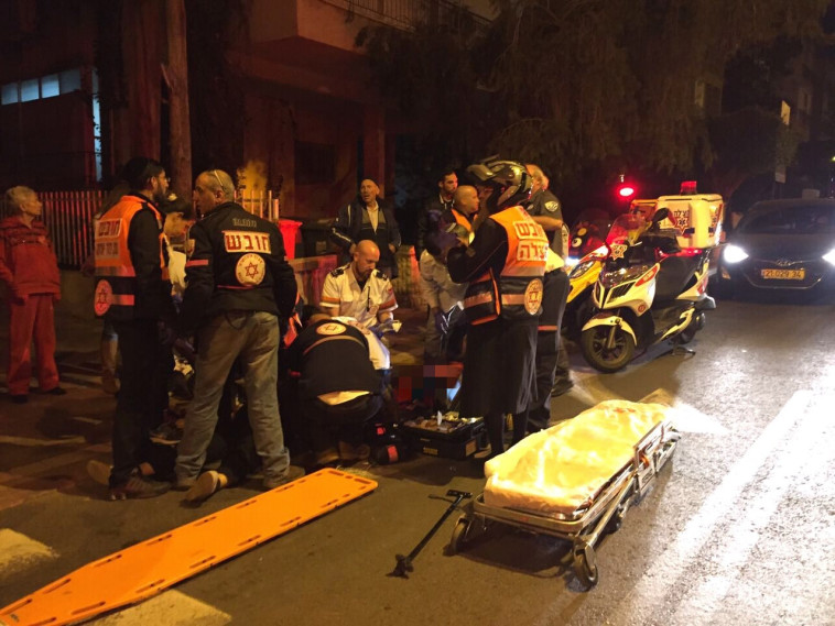 תאונת הדרכים בגבעתיים. צילום: תיעוד מבצעי, מד&quot;א