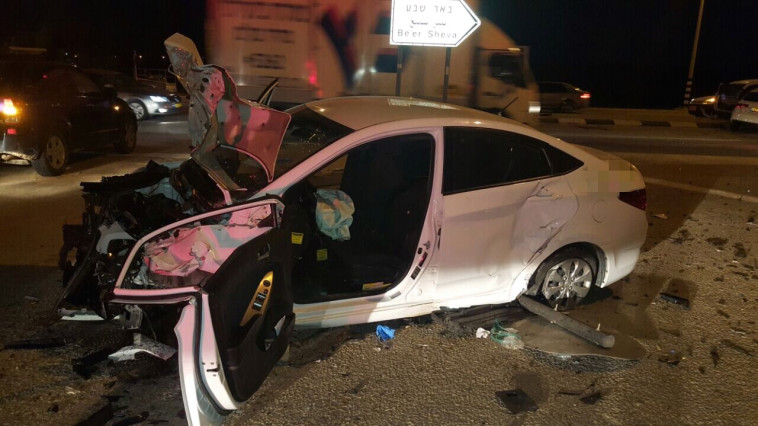 תאונת הדרכים בשדה תימן. צילום: תיעוד מבצעי מד&quot;א