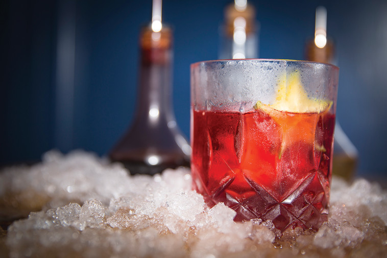 התלמידים דיווחו שהמורה המחליפה מנהגת מוזר. צילום: אינגאימג