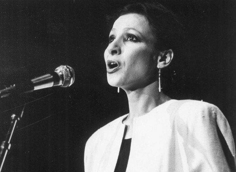 בעלת שיגעונות. אסתר עופרים. צילום: שמואל רחמני