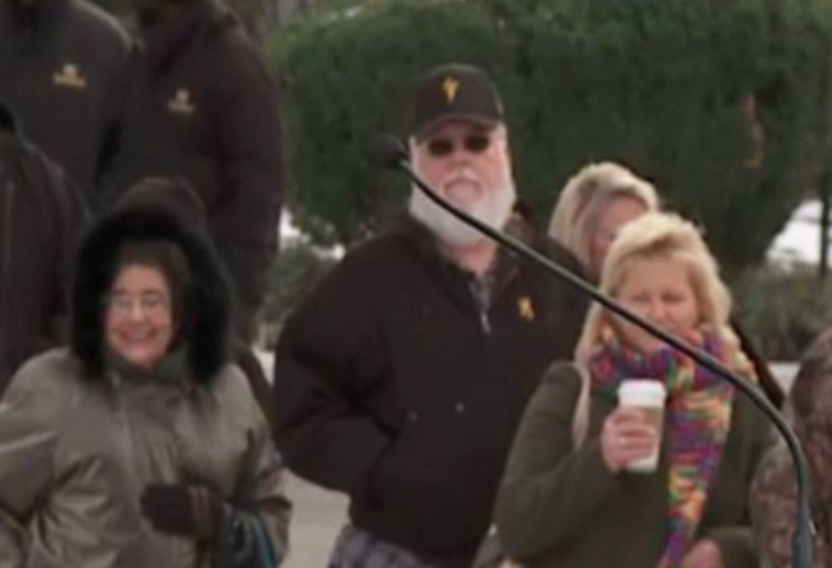 &quot;Elvis Presley is Alive&quot;, תמונות של הכפיל. מתוך פייסבוק