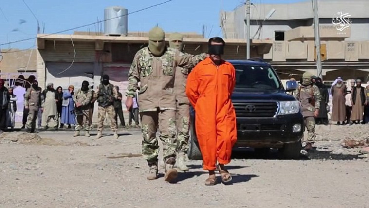 וחלק באכזריות במרכז העיר. צילום מסך