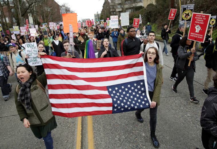 מאות אלפי נשים יימחו נגד הפגיעה בזכויותיהן. צילום: רויטרס