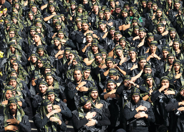 פעילי חיזבאללה. השניים התאמנו בשורות ארגון הטרור. צילום: AFP