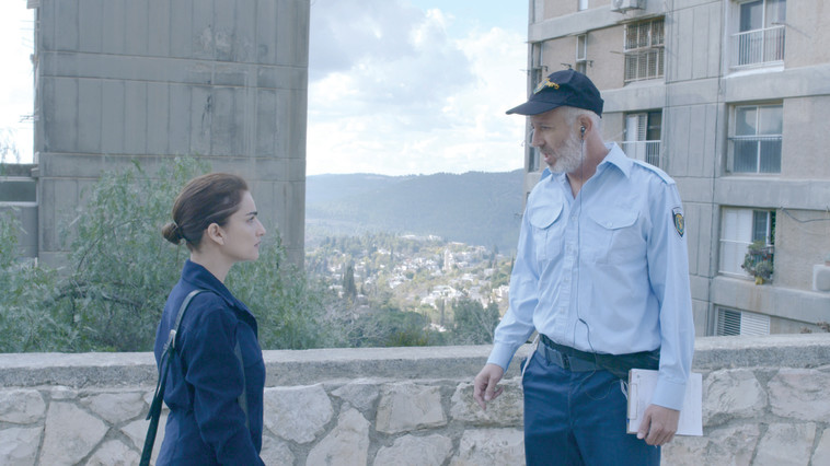 אורי גוטליב ואניה בוקשטיין ב&quot;לב שקט מאוד&quot;. צילום: מוש משעלי