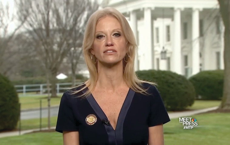 הצהירה בביטחון כי אין מדובר בשקרים אלא ב&quot;עובדות אלטרנטיביות&quot;. קליאן קונוויי