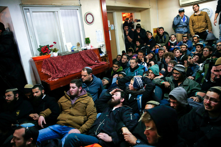 פינוי עמונה. צילום: רויטרס