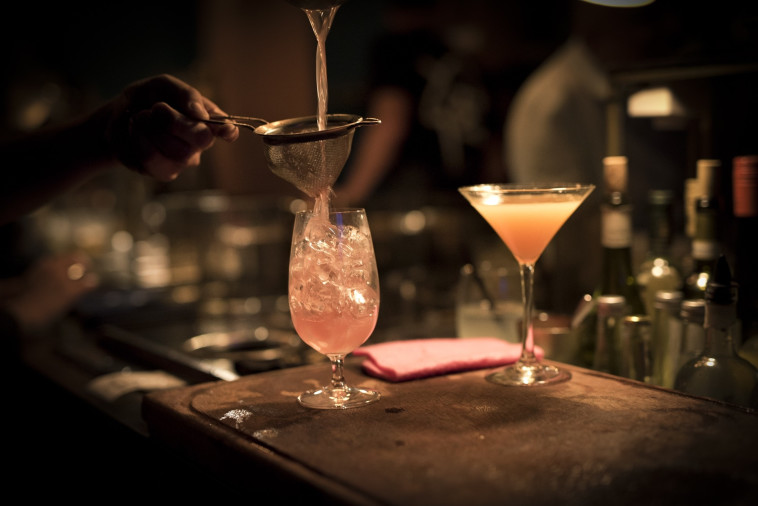 קוקטיילים בדלידה. צילום: אנטולי מיכאלו