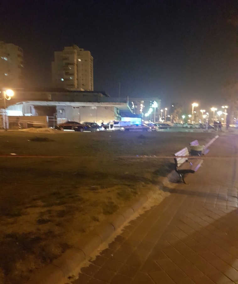 זירת הרצח באשדוד. צילום: דוברות מד&quot;א